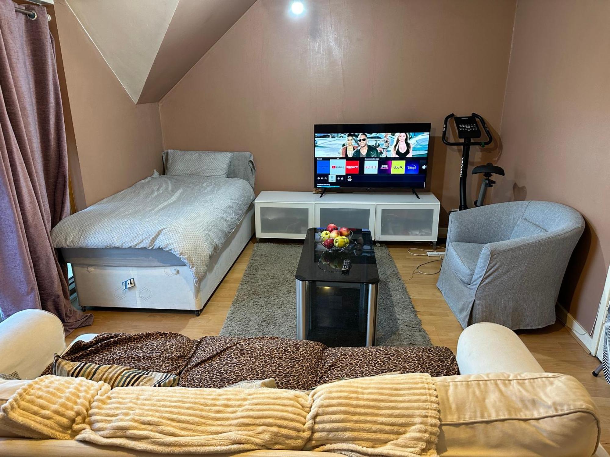 Wembley Serviced Apartment, 20Mins From Central לונדון מראה חיצוני תמונה